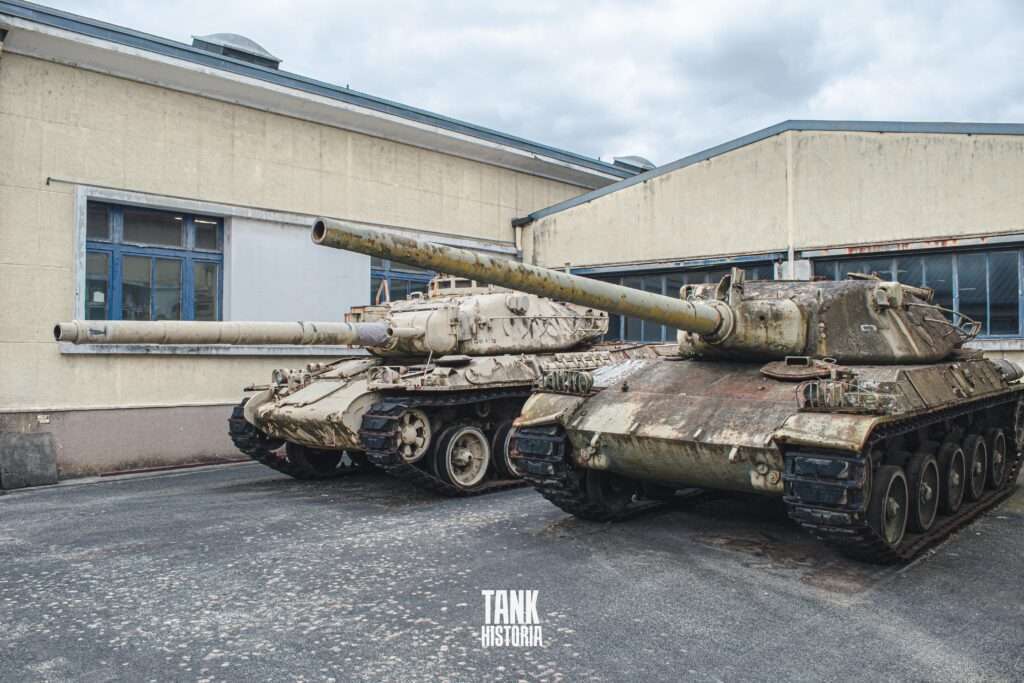 Two AMX-30s.