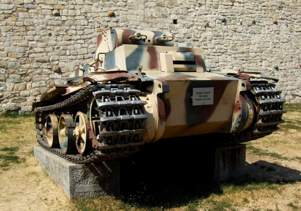 Ausf. F heavyweight light tank.