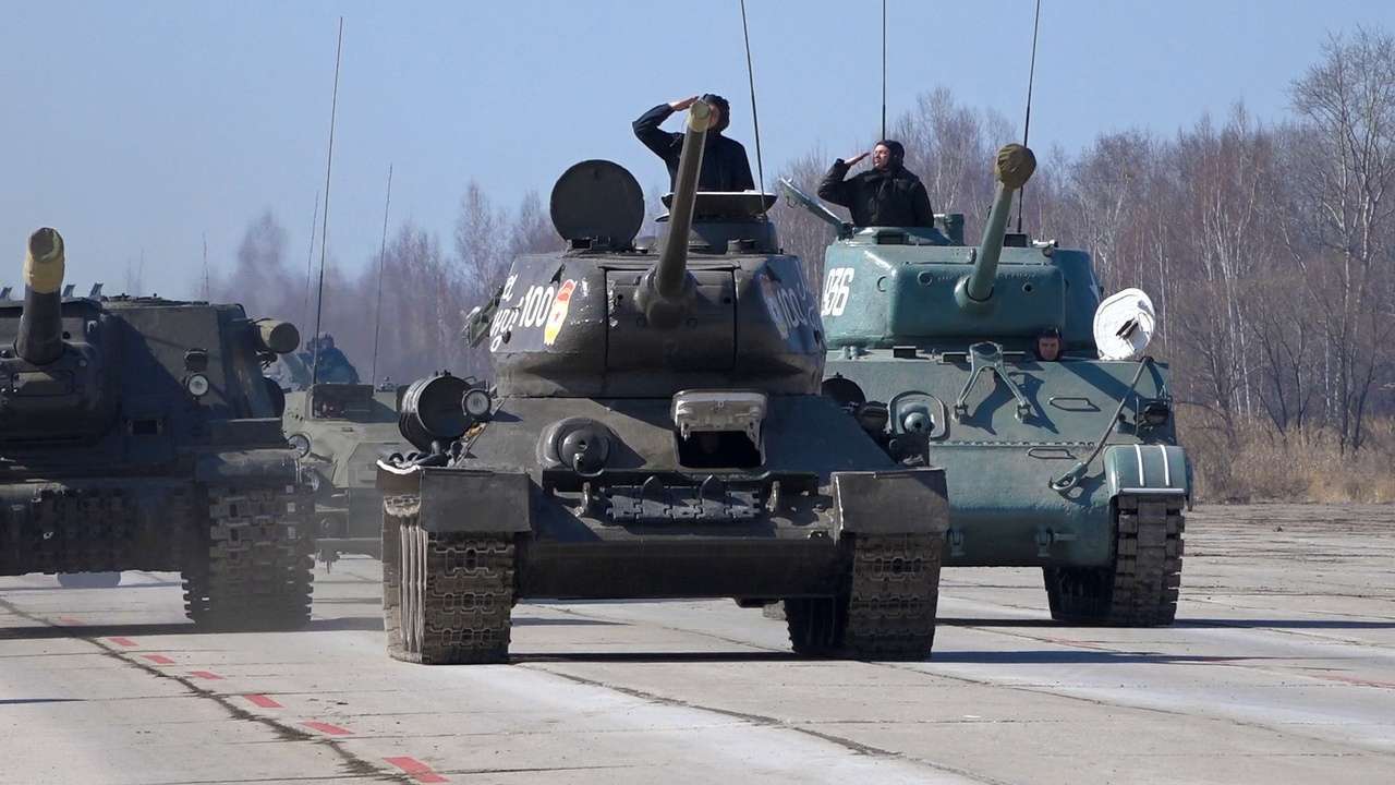 Emcha and T-34-85