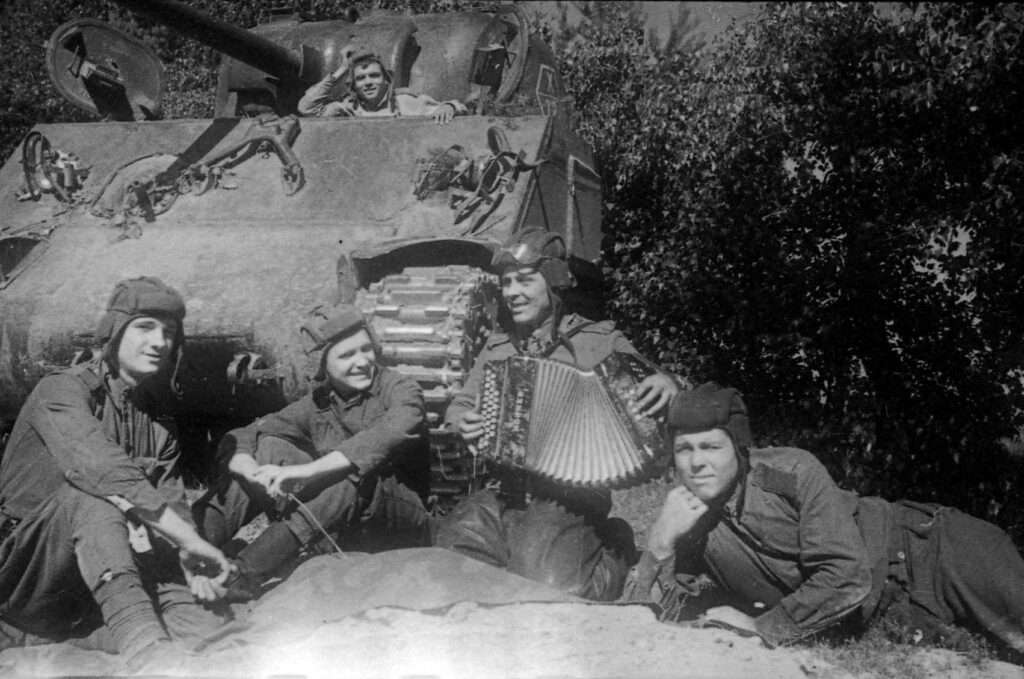 Soviet Emcha tank crew.