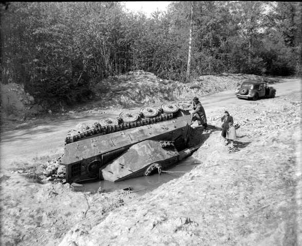 King Tiger Tank under French road now insured for £2 Million - Tank Historia