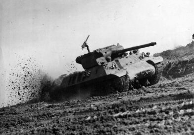 M36 tank destroyer high speed in mud.