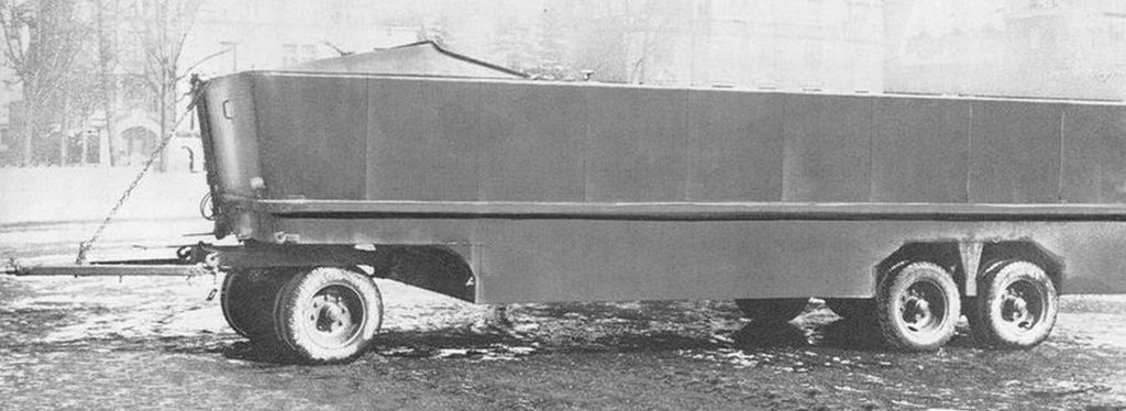 Kässbohrer trailer for the Landwasserschlepper.