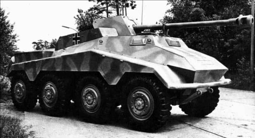 Sk.Kfz.234/4 armored car.